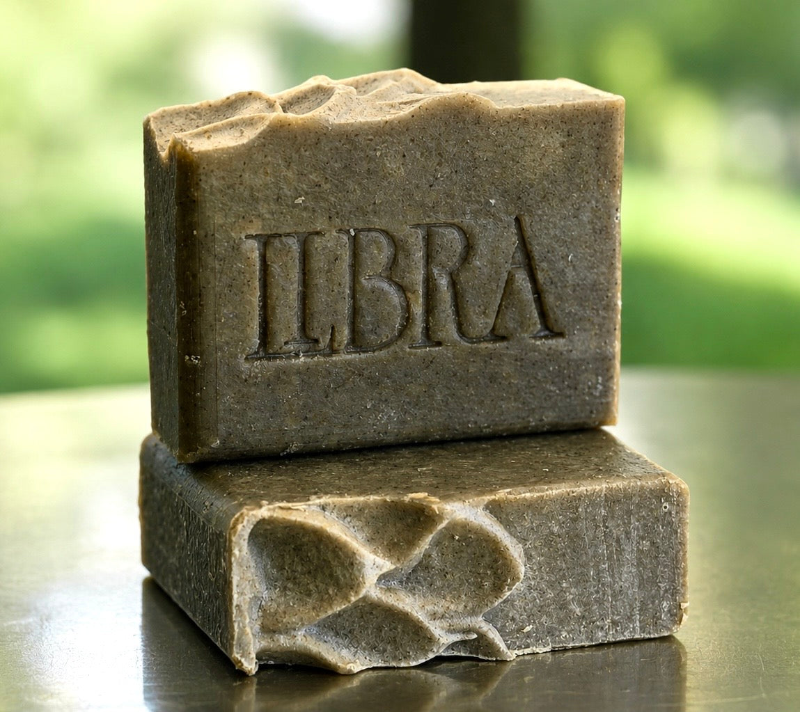 LISIERES (Nettles ,Cedar & Ho Wood) -  Facial Goat Milk Soap 5.5 oz